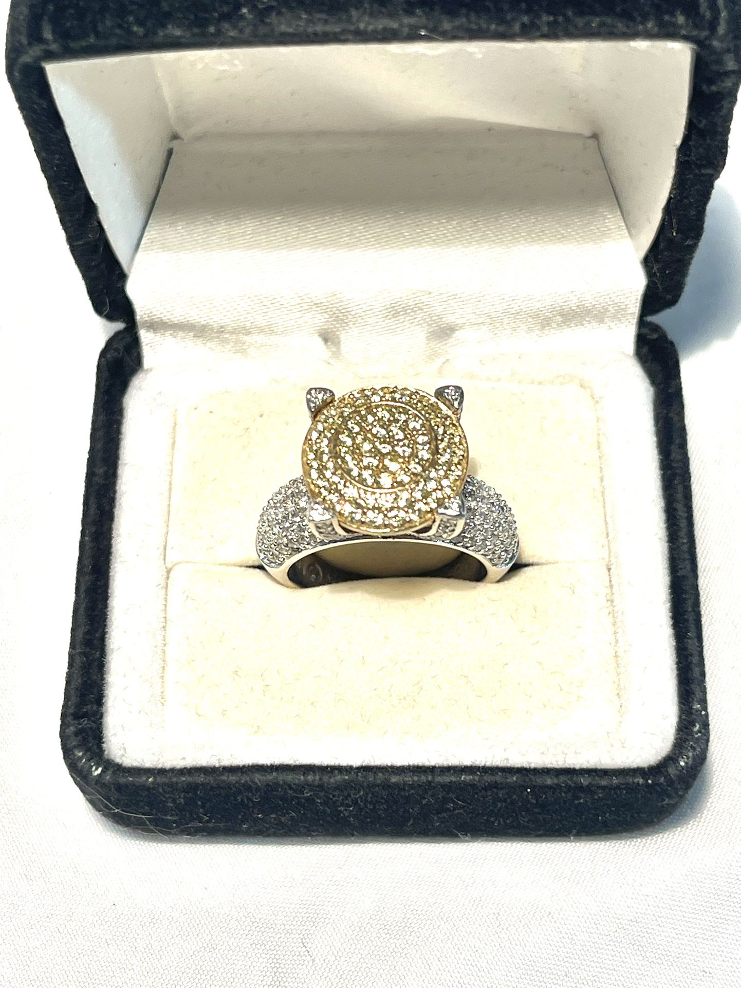 Brand New .925 Silver Gold Overlay (Suzy Levian) Ring With Over 50 Cubic Zirconia CZ Diamonds. Size 7. Valued Over $225