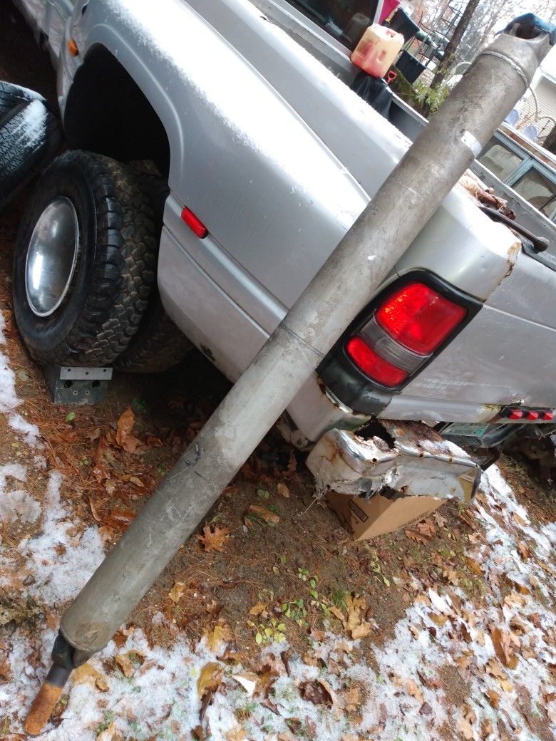 Aluminum Driveshaft For A 99 To 2009 Chevy /GMC