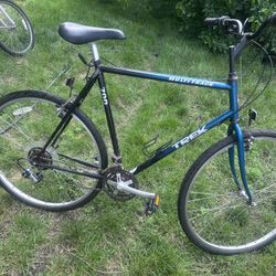 TREK HYBRID TALL FRAME BICYCLE 27” tires 22” frame bike 