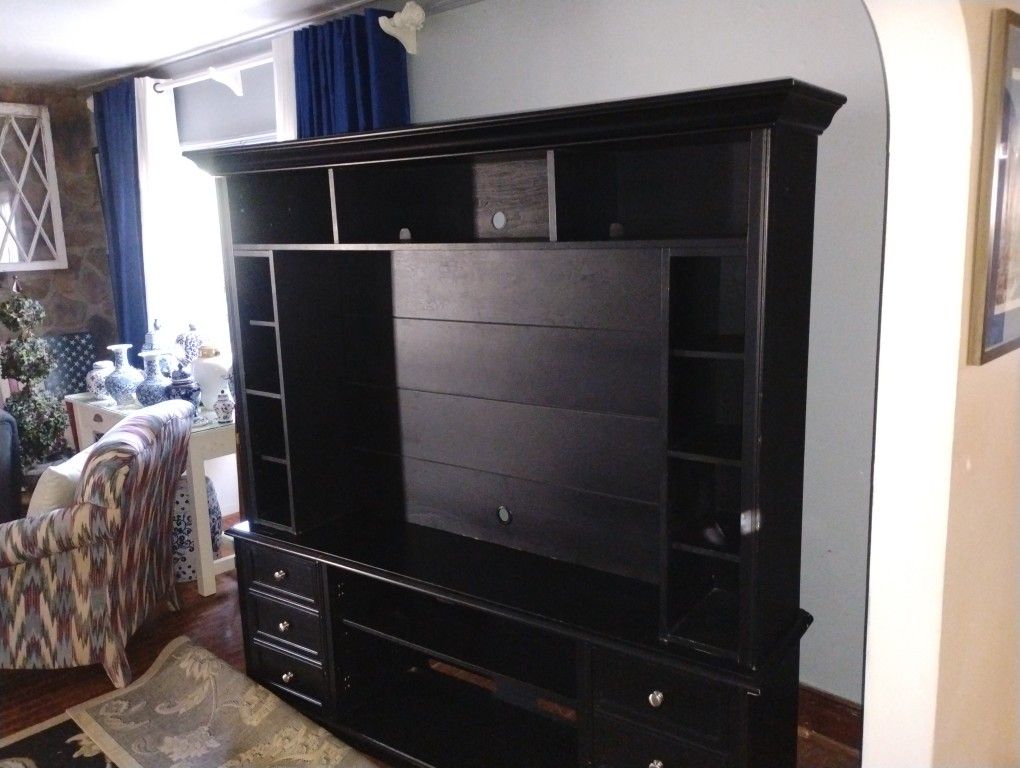 Entertainment Center