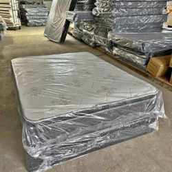 Full size mattress