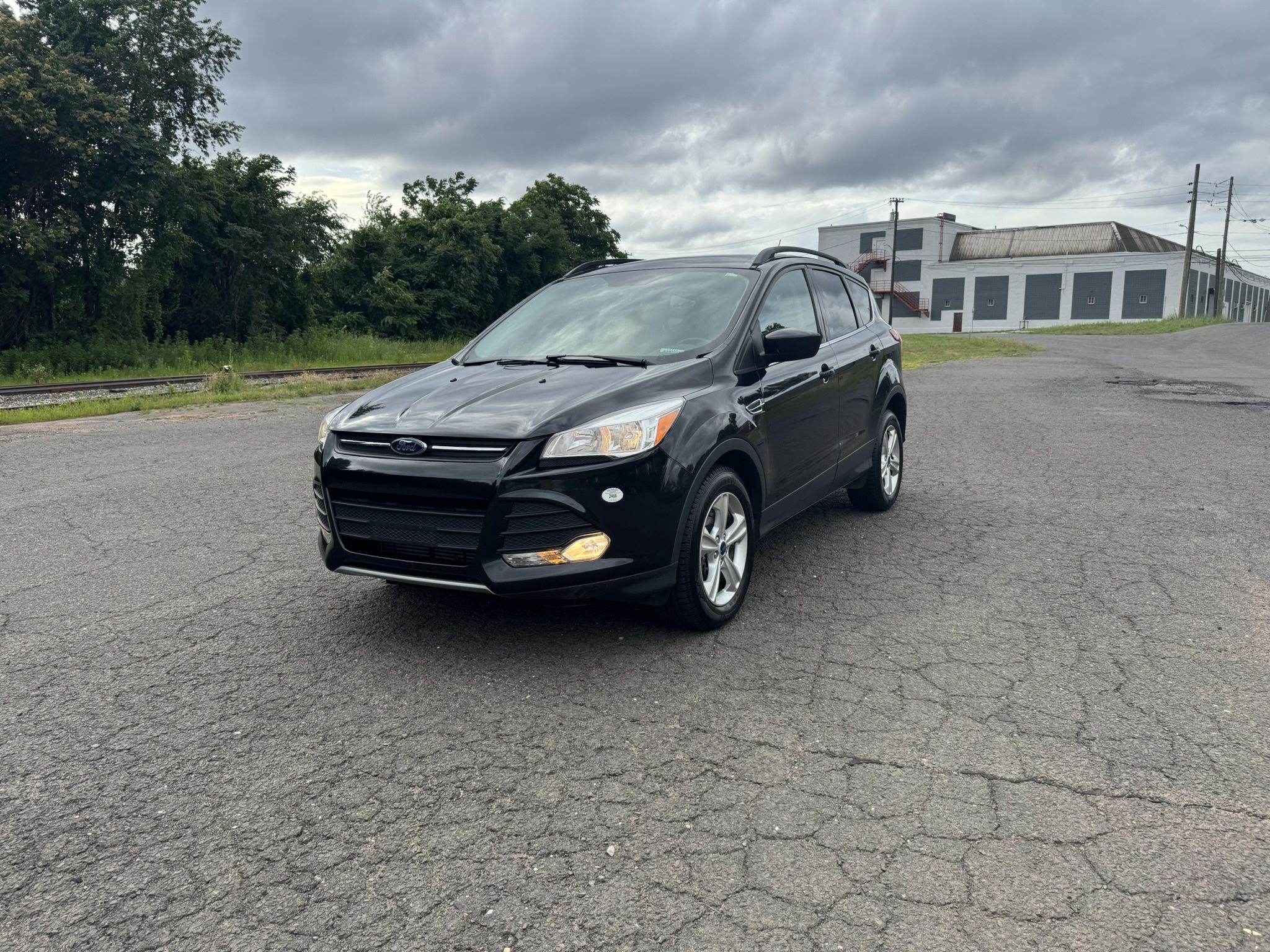 FORD ESCAPE 2015 SE ONE OWNER RUNS PERFECT