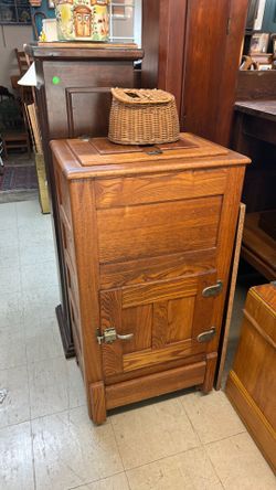 Oak Icebox