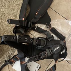 Frontline fall protection harness