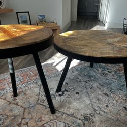 Set of 2 Round Nesting Coffee Tables – Wood + Black Metal Base