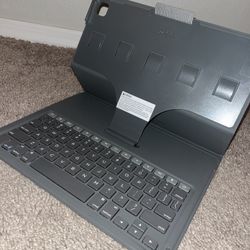 ZAGG Bluetooth Keyboard For IPad