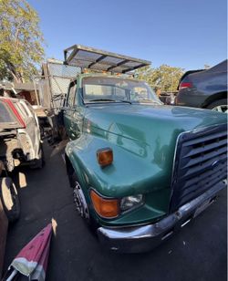 1997 Ford F-700 Dump Truck
