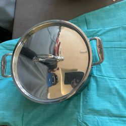 All-Clad 6 quart Stockpot with Lid