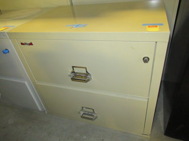 FIRE PROOF LOCKING FILE CABINET