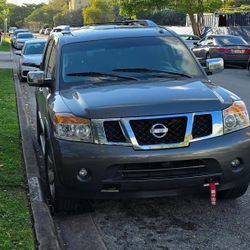 2010 Nissan Armada