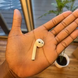 Left Airpod