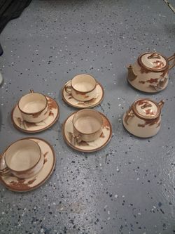 Vintage Japanese Satsuma Tea Set 14 Pc - Maple Leaf Pagoda - Service for 4