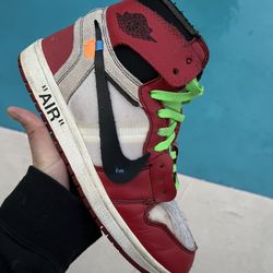 Jordan 1 Off White Chicago Size 10.5