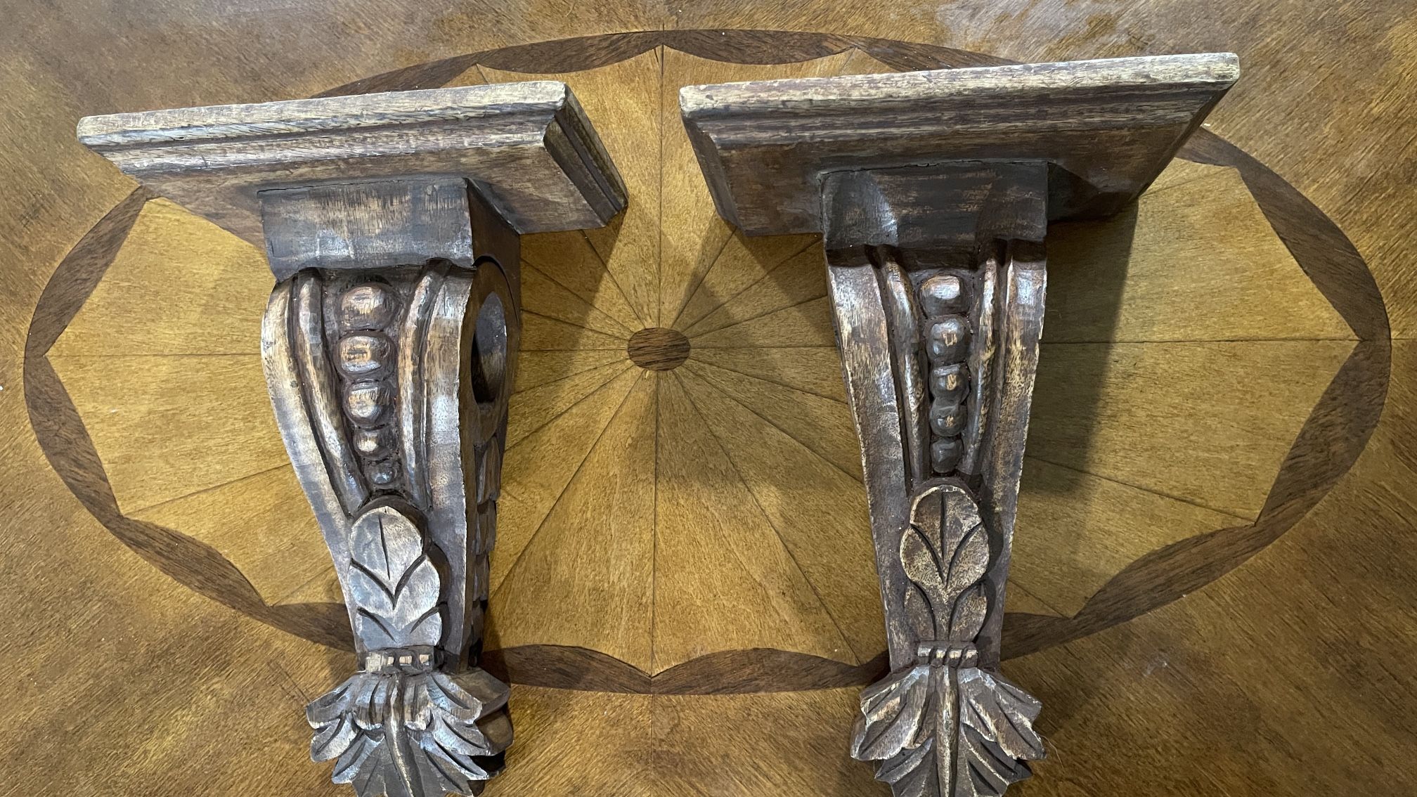 Set of 2 Curtain Rod Wall Sconces Corbel Holders