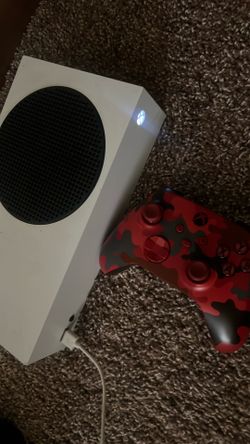 Xbox series s works perfect need gone asap