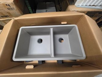 Blanco
PRECIS Undermount Granite Composite 33 in. 60/40 Double Bowl Kitchen Sink