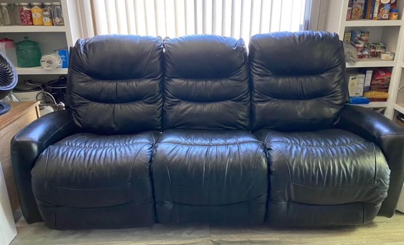 Leather Lazyboy Sofa