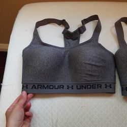 Under Armour Sports Bra(s) S 32DD for Sale in Burbank, CA - OfferUp