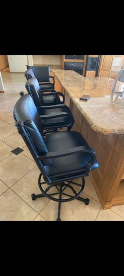FOUR SWIVELS BARSTOOLS 30" FLOOR TO SEAT