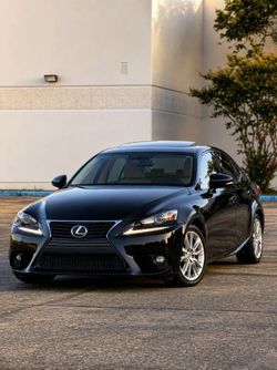 2016 Lexus IS