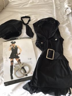 Cop costume, medium
