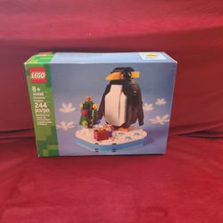 Lego Christmas Penguin 