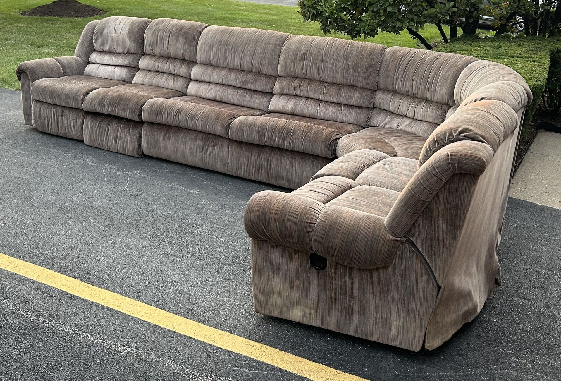 Brown Large Reclining Sectional Couch Set With Pull Out Bed And Compartment Storage + Cup Holders