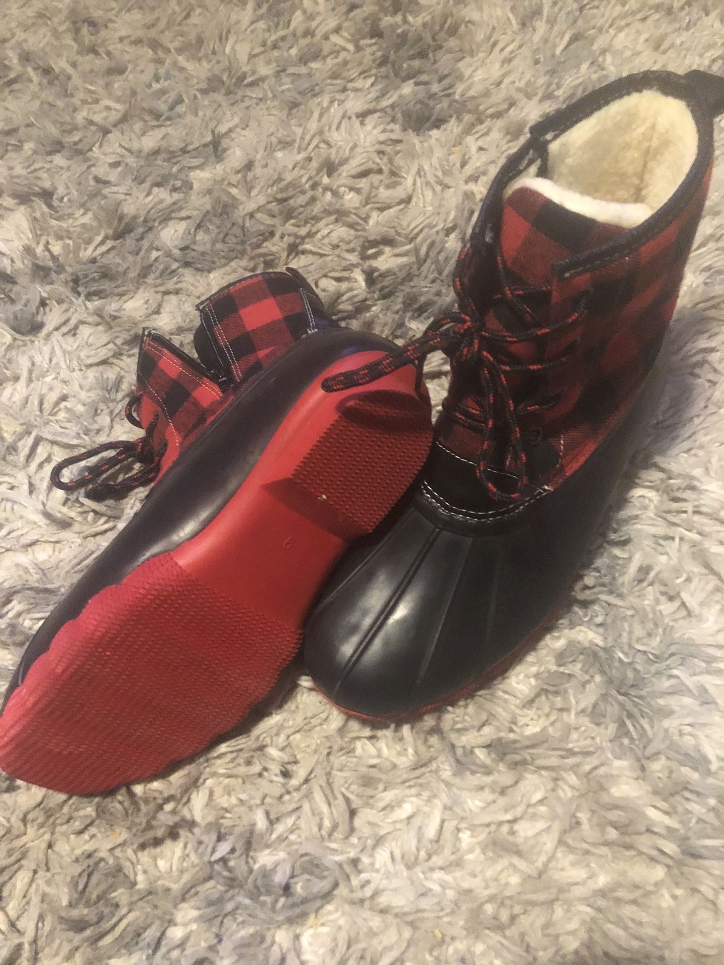 Women’s Size 9 Boots