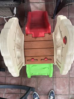 Hide And Seek Kids Slide