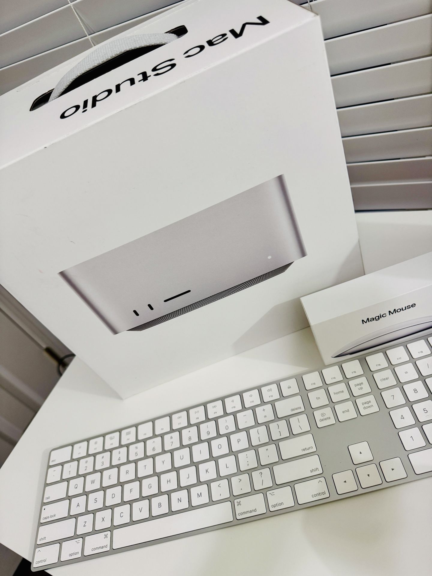 Apple Mac Studio M2 Max , 512GB, 32GB Mouse And Keyboard Included Paid $2700 Asking $1800