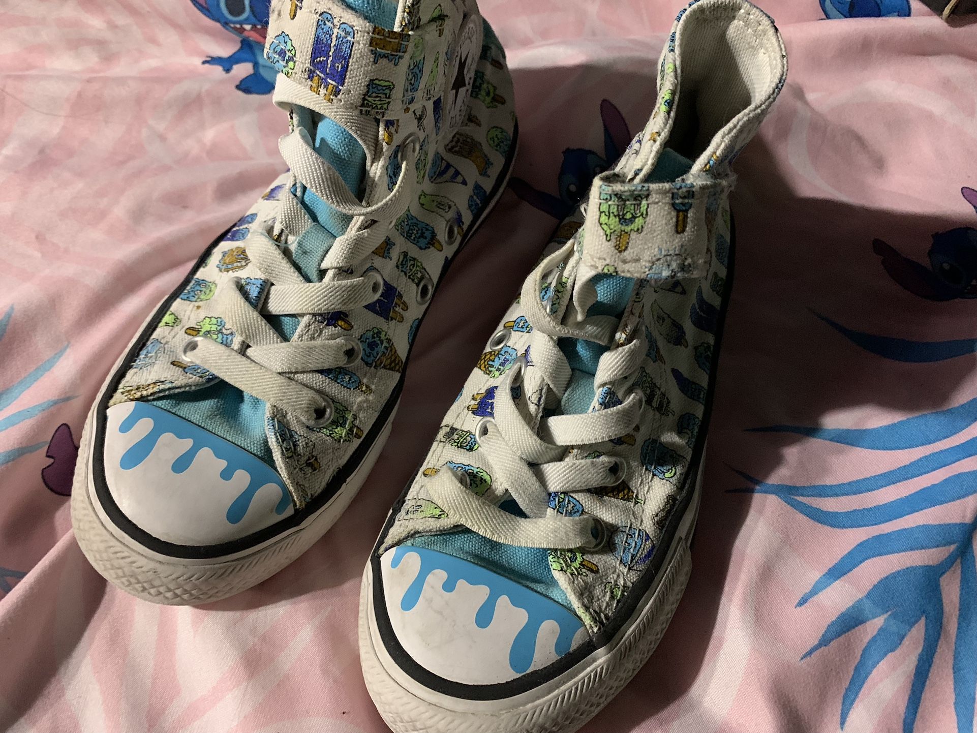 Converse High Top Sneakers 