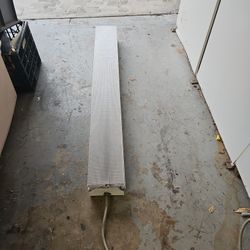 4ft Black Light