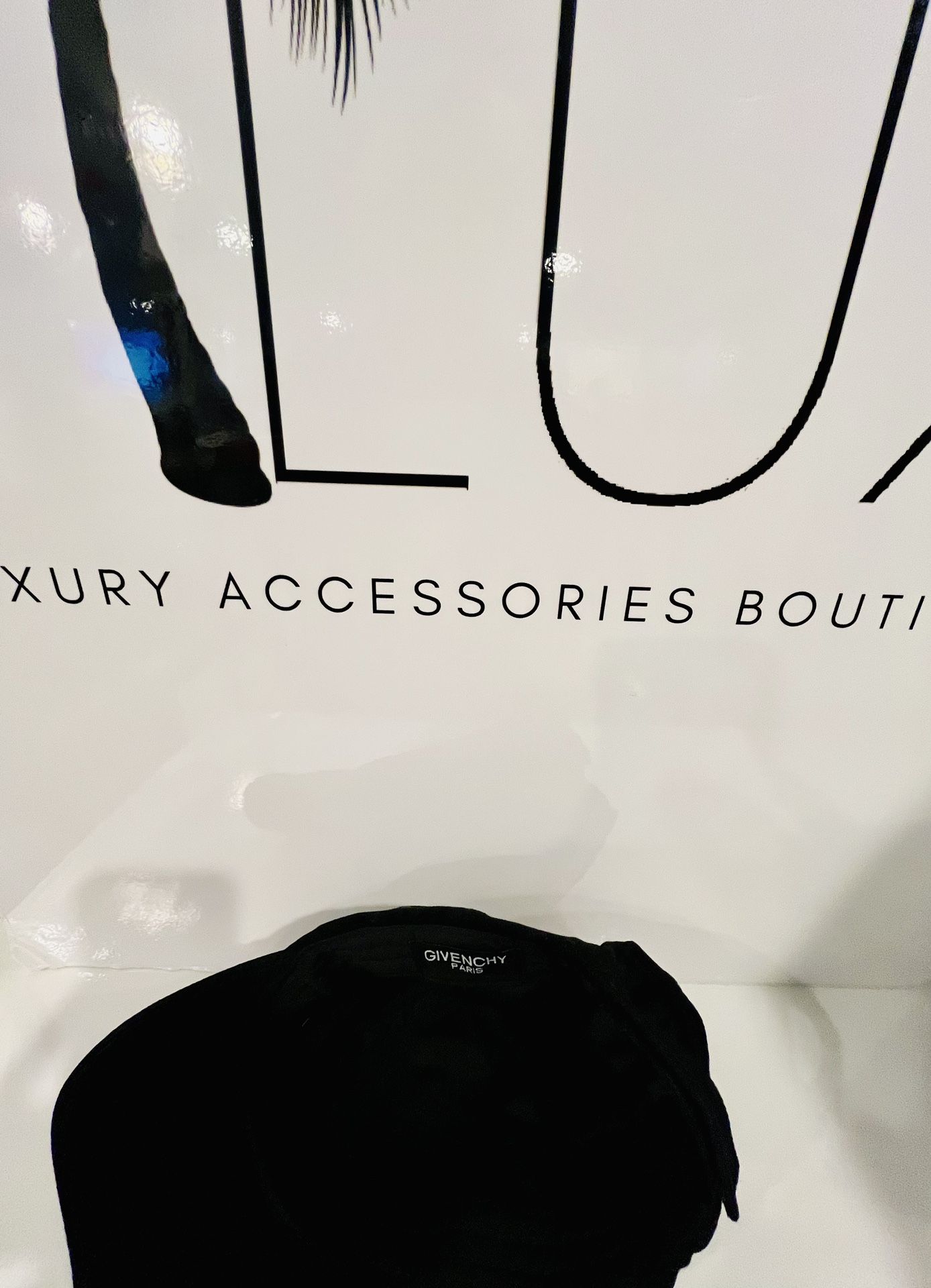 LUX ISLAND | GIVENCHY From the Runway!!! Black Embroidered Logo Baseball… Givenchy Studded logo baseball cap Givenchy main image 3