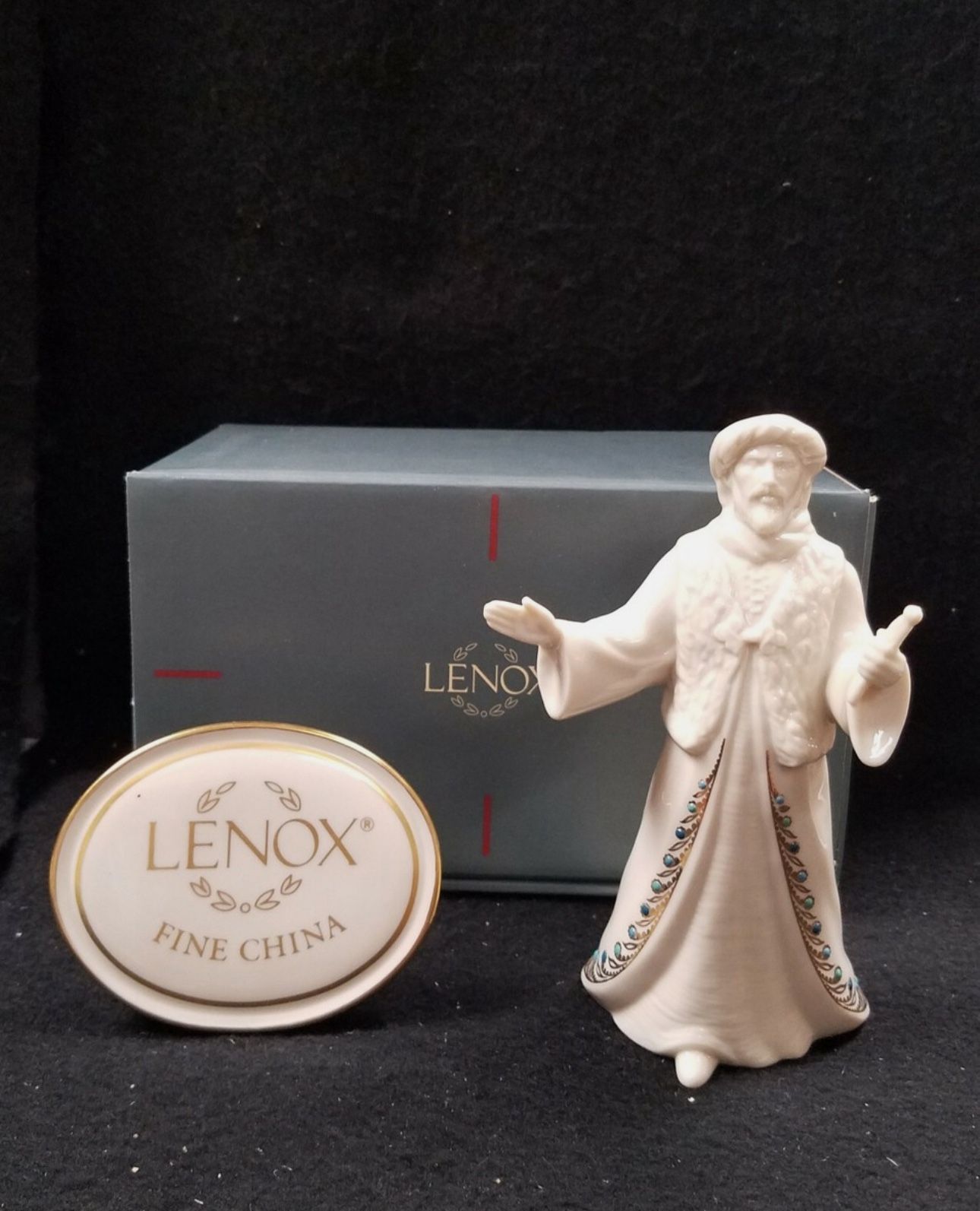 LENOX IVORY FINE CHINA JEWELS CAMEL MASTER NATIVITY SCULPTURE