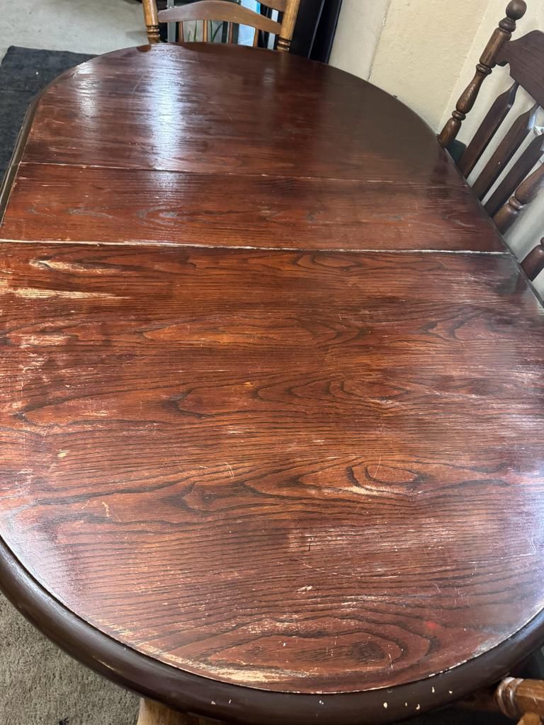 Solid Wood Dinning table with 4 chairs