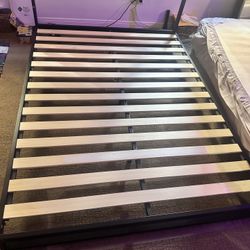  Queen Bed Frame Zinus