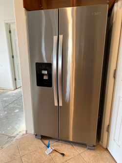 Whirlpool stainless steel refrigerator