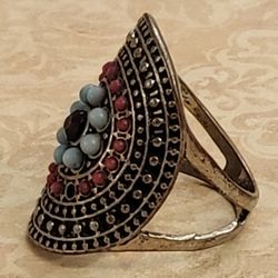 VINTAGE  STYLE STATEMENT  RING