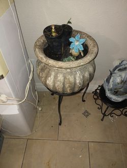 Beautiful Planter With Stand