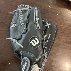 Wilson A360 13” Baseball Glove