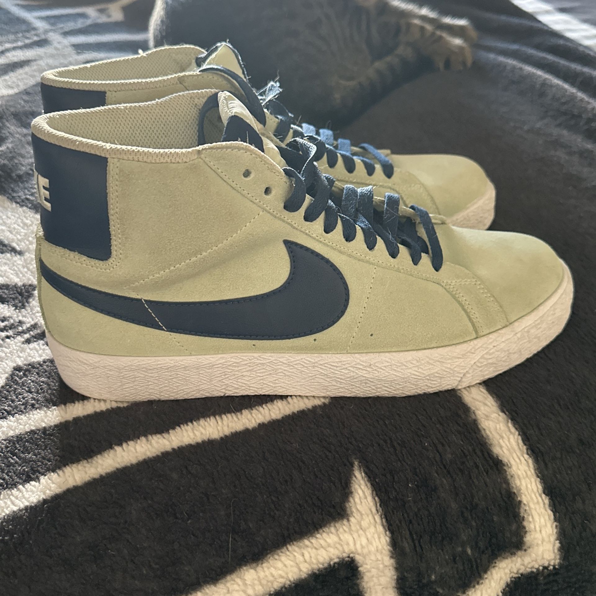 Nike Sb Blazer Mid