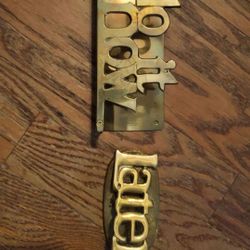Novelty Mail Holder