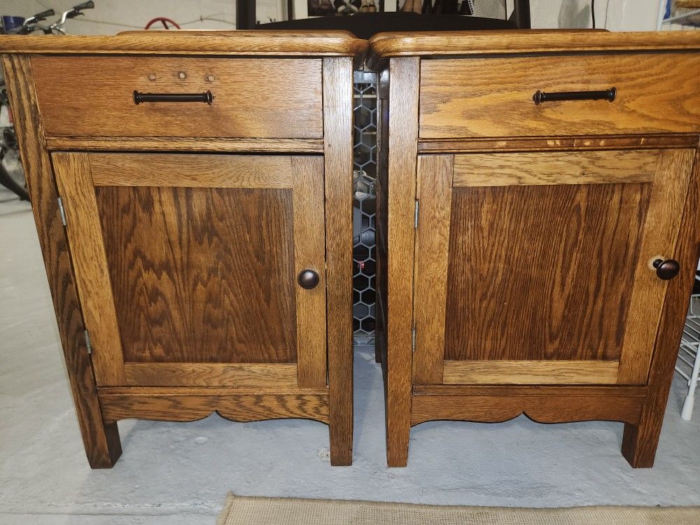 Oak End Tables/Nightstands - Pair
