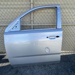 2015-2020 CHEVROLET TAHOE LEFT DRIVER SIDE FRONT DOOR OEM