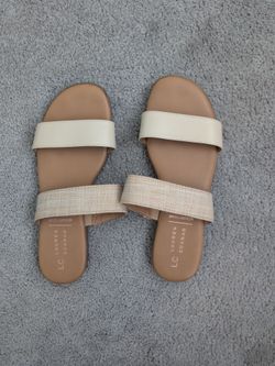 Lauren Conrad Tan Sandals Size 8