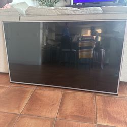 LG TV 55 inches