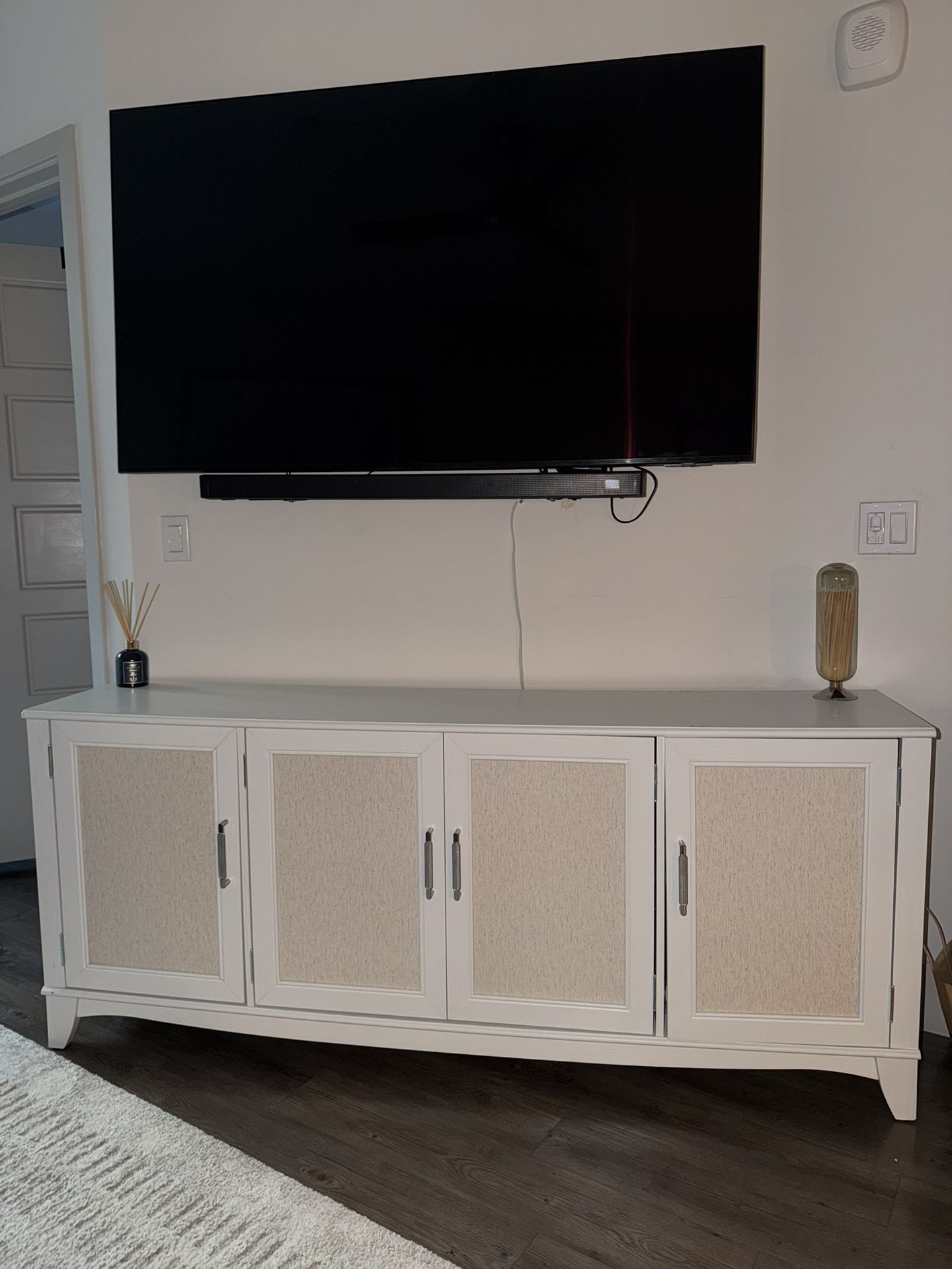 Storage/Media Console