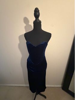 Lulu’s Blue Velvet dress