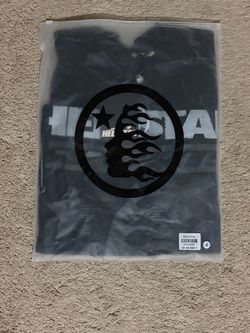 Black and white hellstar t-shirt