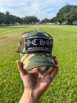 Chrome heart hat